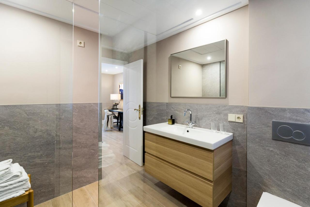 Gran Vivienda En La Rambla! Apartment Alicante Luaran gambar